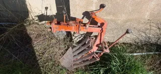 Arado japonés multiusos para motocultor