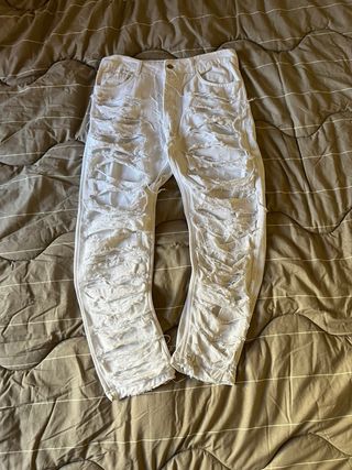 Jeans bianchi strappati