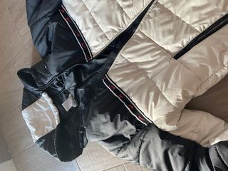 Chaqueta Nike Negra y Blanca