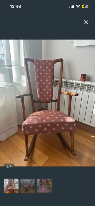 Mecedora antigua de madera y tela