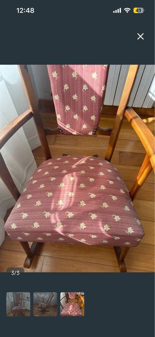 Mecedora antigua de madera y tela