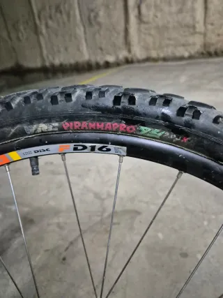 Rueda delantera completa 26"