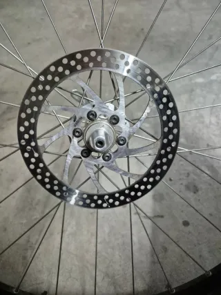 Rueda delantera completa 26"