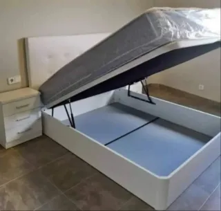 Canapés+ colchones+ Cabezales + Somieres + Bases