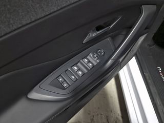 Peugeot 308 5P Allure PureTech 130 S&S MAN