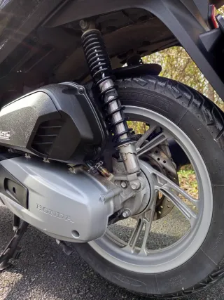 Honda SH 125i (2018) Negra - 9680 km