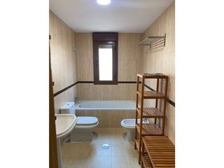 Casa adosada en alquiler en Azucaica - Santa María de Benquerencia en Toledo