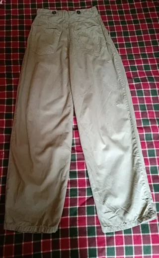 Pantalón High Rise Verde Pull and Bear