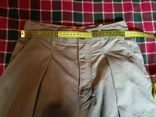 Pantalón High Rise Verde Pull and Bear