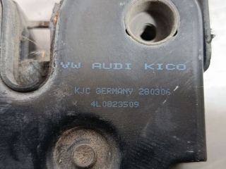 CERRADURA CAPO Audi Q7 (4L)(07.2006->)