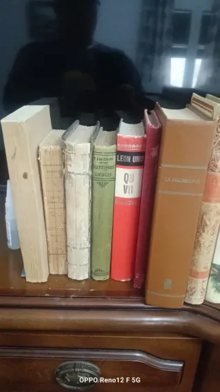 Lotto di libri antichi, tutti insieme, a partire da 5€