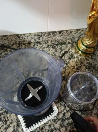 Batidora Moulinex 750ml con vaso de 8 OZ max