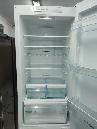 NEVERA MARCA BOSCH 200/60CM CLASE A++ CON GARANTÍA