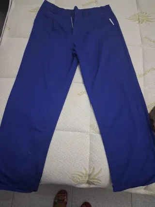 Pantalones de trabajo y caza