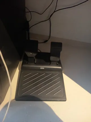 Volante Hori PS4, PS5 y PC