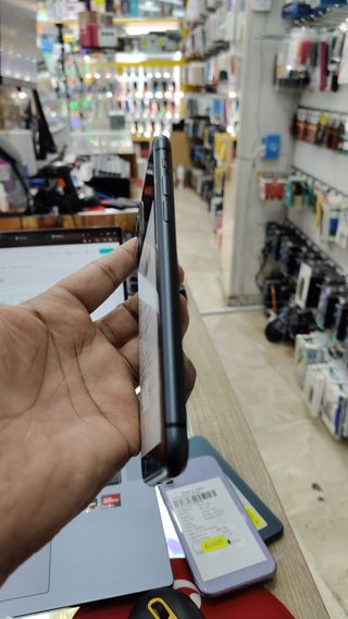 100% Original- iPhone 11 128GB Negro