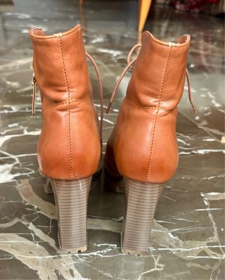 Botines tacón alto marrones