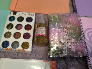 Material escolar variado