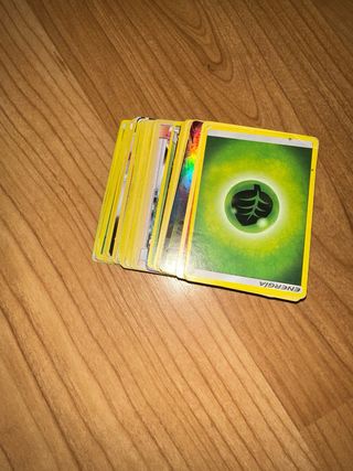 Cartas Pokémon Variadas