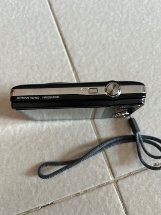 Cámara Olympus VG-160 Negra