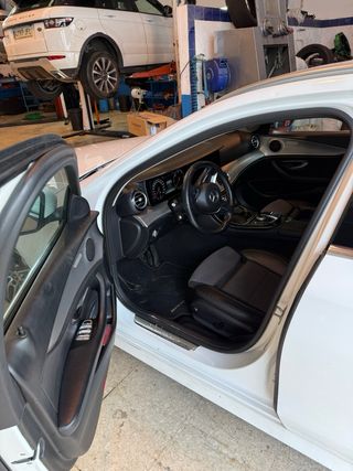 Mercedes-Benz Clase E220D AMG