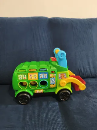 Camión de reciclaje Vtech con bloques