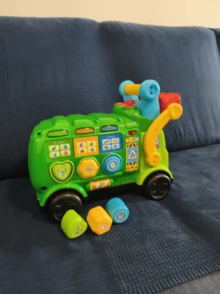 Camión de reciclaje Vtech con bloques