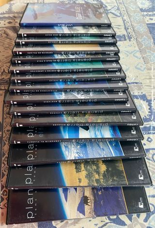 14 DVDs Planeta Tierra BBC. Y 1 Deep Blue pelicula