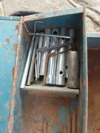 Caja con herramientas