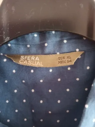 Blusa Sfera azul con lunares