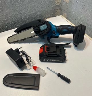 Mini sierra eléctrica 21V