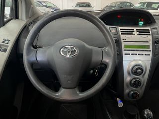 Toyota Yaris 2008