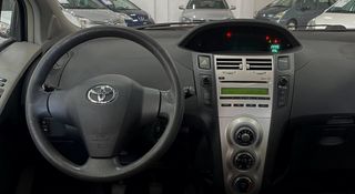 Toyota Yaris 2008