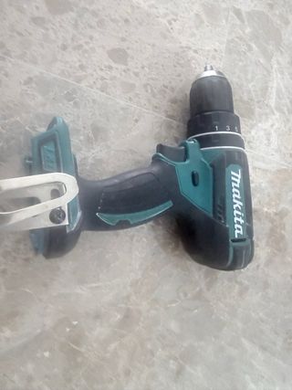 Taladro Makita DHP482