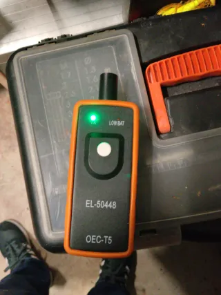 Medidor Presión Neumáticos Opel EL-50448