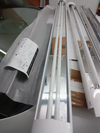 Lámparas T 5 con balastro electrónico