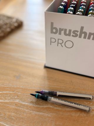 99 Rotuladores Karin Brushmarker PRO Neon