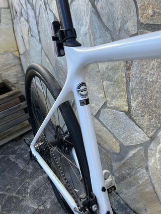 Bici carretera carbono Giant TCR blanca nacarada