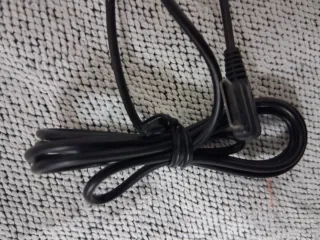 Auriculares Samsung Negros y Plateados