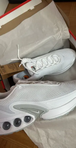 Nike Air Max DN Blancas