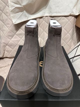 UGG Chelsea Lug sin estrenar talla 42 para hombre