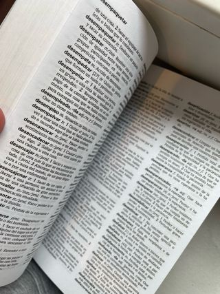 Diccionario Esencial de la Lengua Española (Spa...