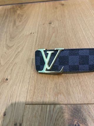 Cintura Louis Vuitton Logo Oro