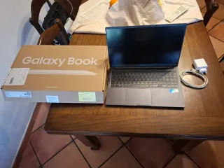Samsung Galaxy Book 3 16GB RAM 512GB SSD