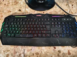 Teclado SANDA con iluminación