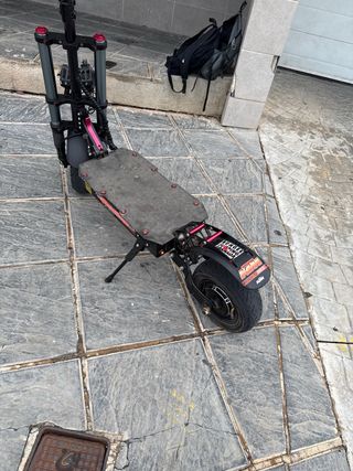 Patinete Eléctrico 6000W (3000W x 2 Ruedas)