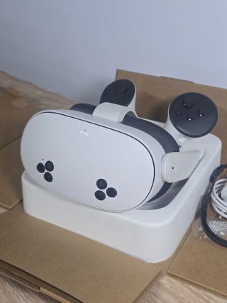 Meta Quest 3 S in perfetto stato senza praticamente alcun uso