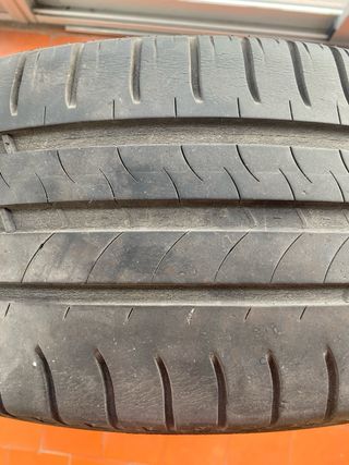 Rueda Michelin 205/55 R16