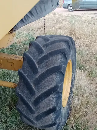 Cosechadora New Holland TC56 Mecánic Año1994