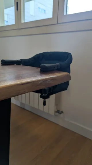 Trona de bebé portátil para mesa